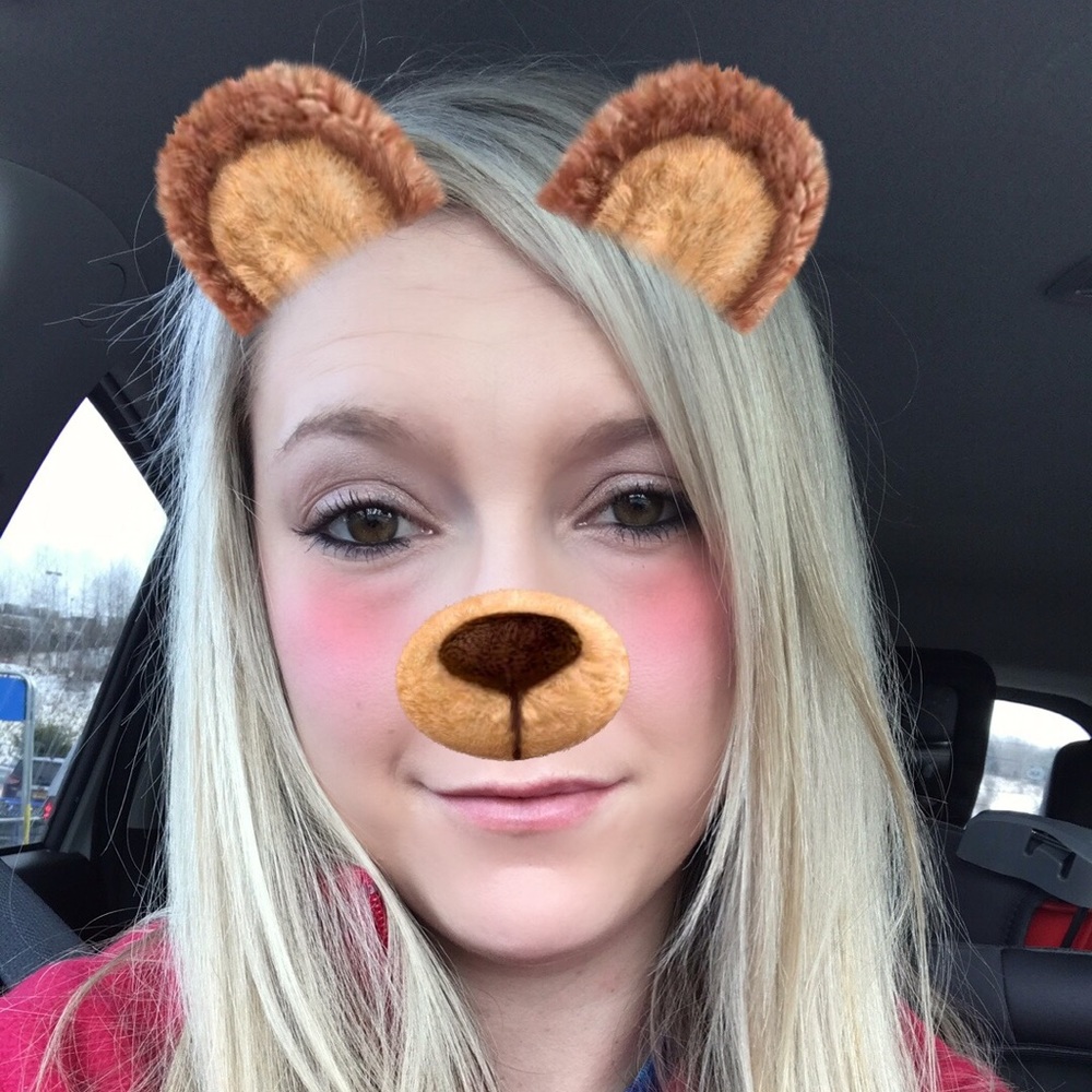 Meet your Posher, Brittany